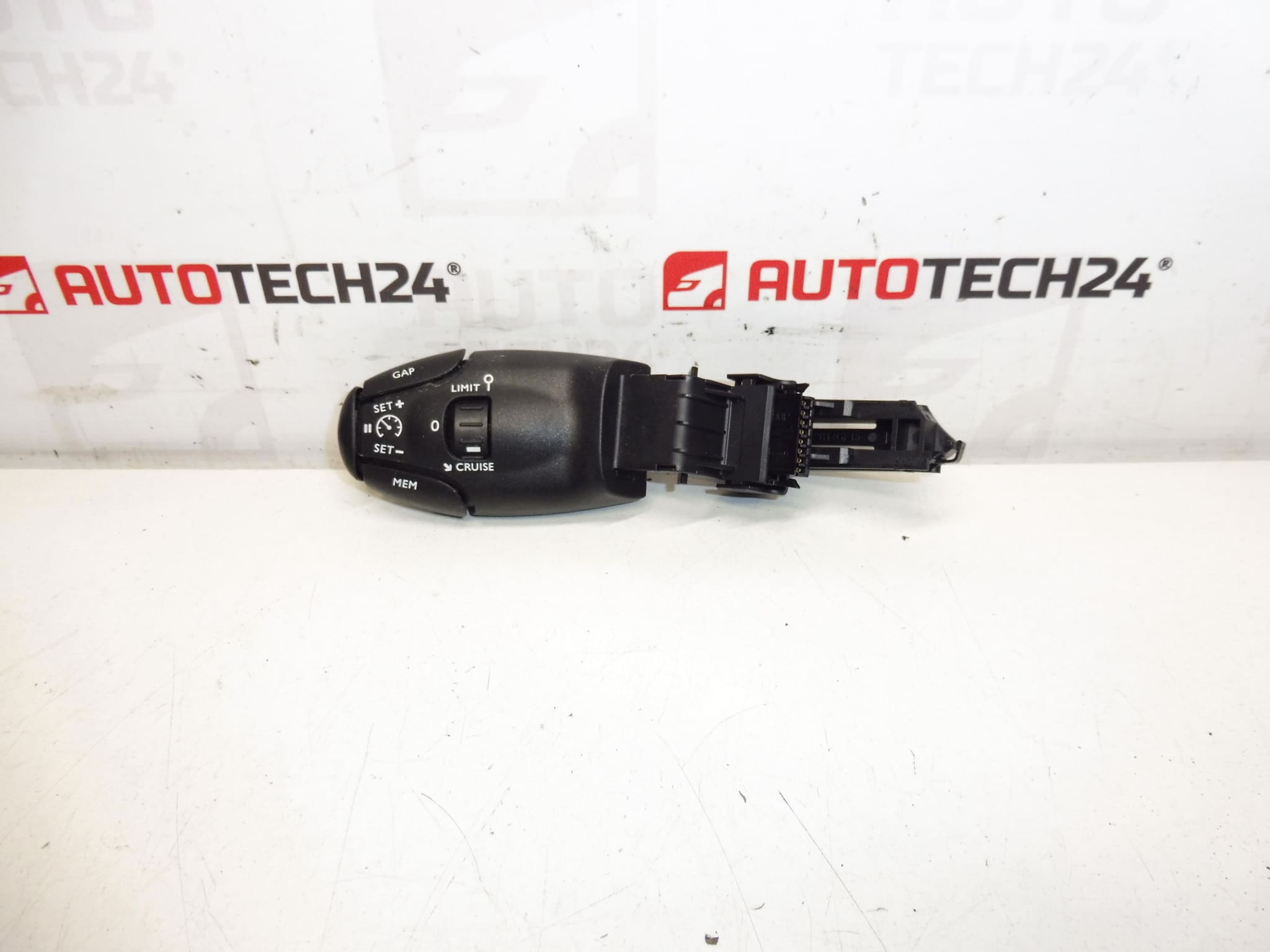 Regulator de croazieră Citroën Peugeot Fiat Toyota Opel 98095330ZD