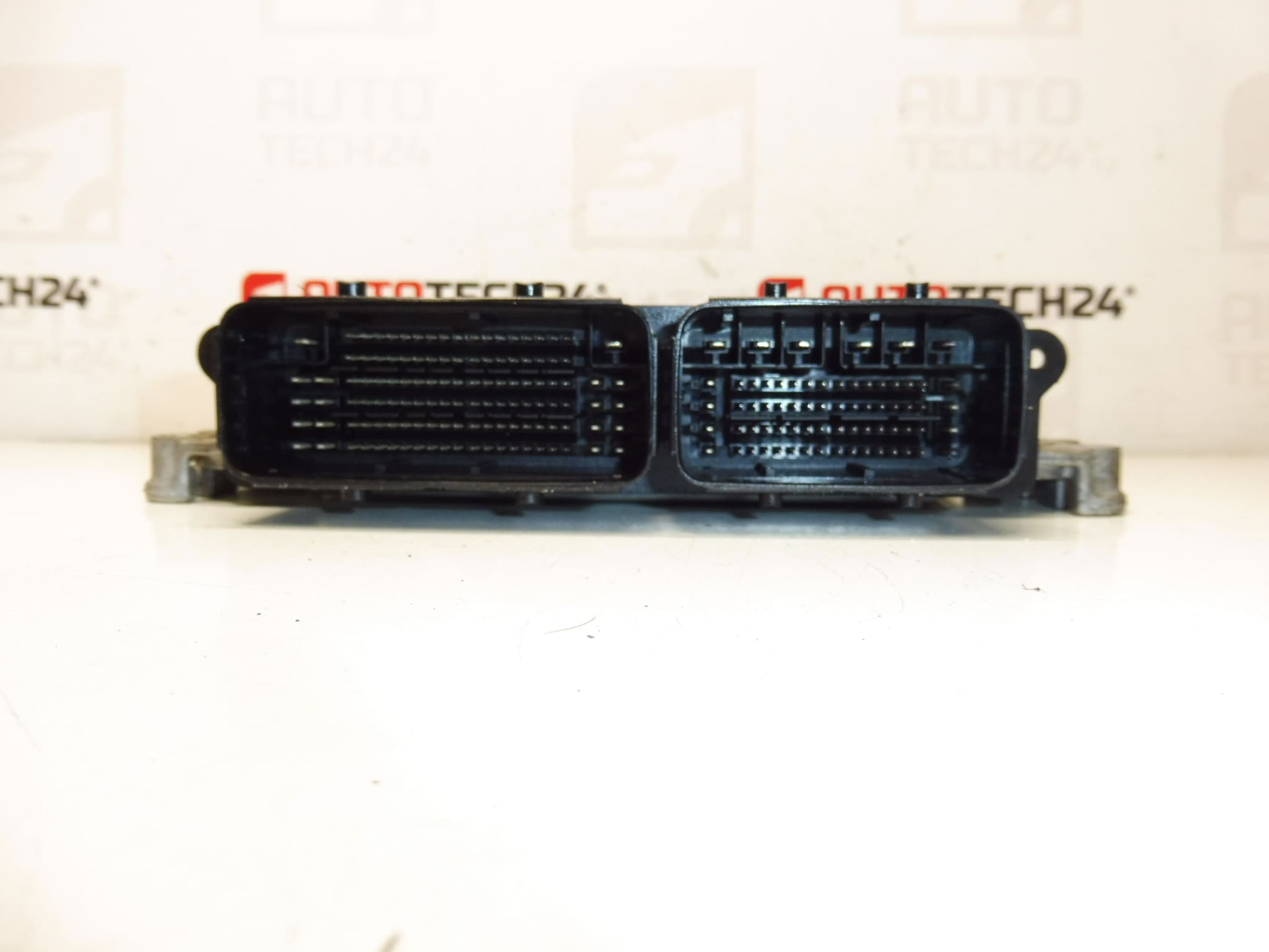 Unitate de control Bosch MD1CS003 0281037198 9841351080 - imagine 2