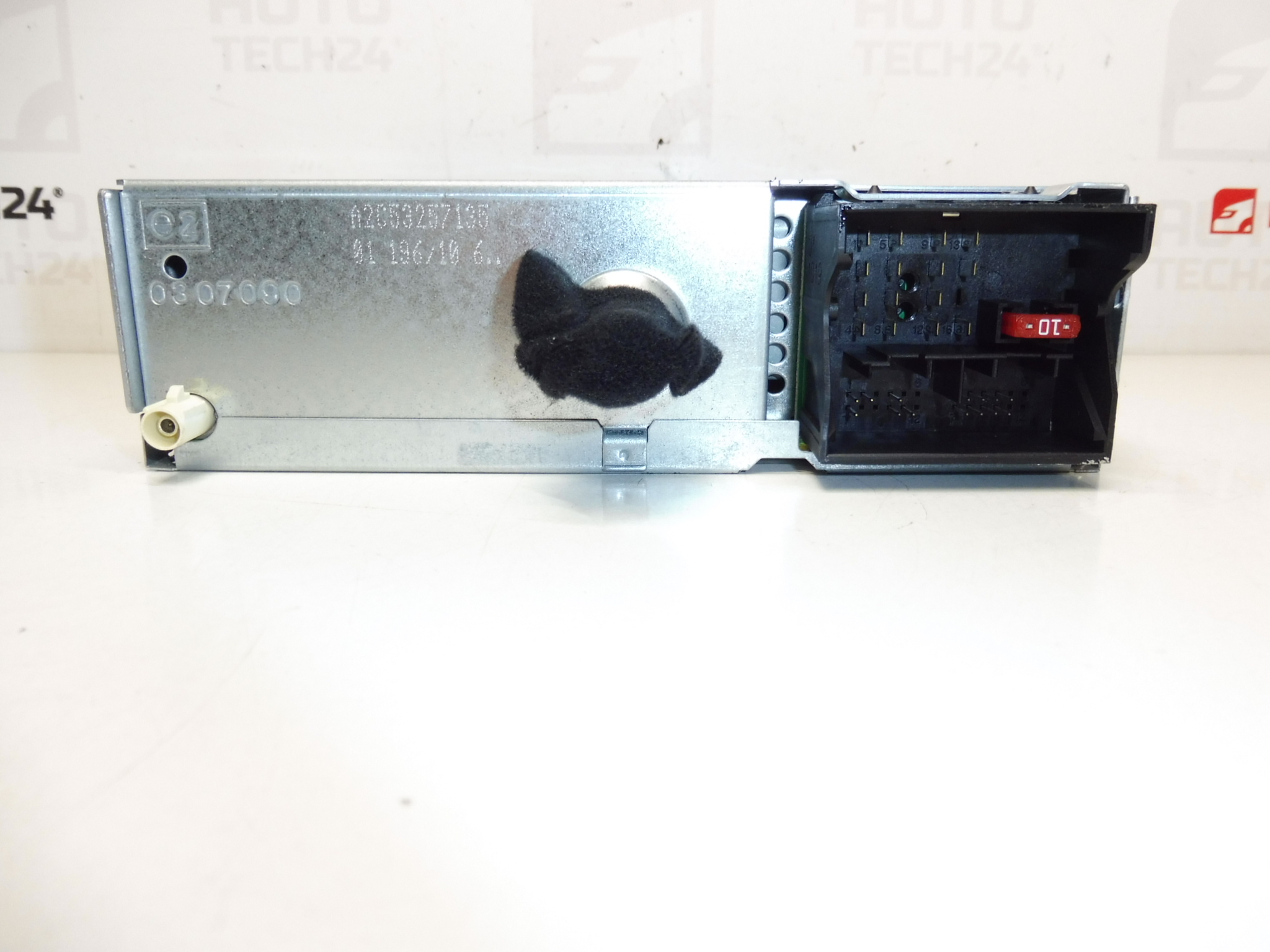 Radio CD auto Continental RD4N1M-03 Citroën Peugeot 96662669XT