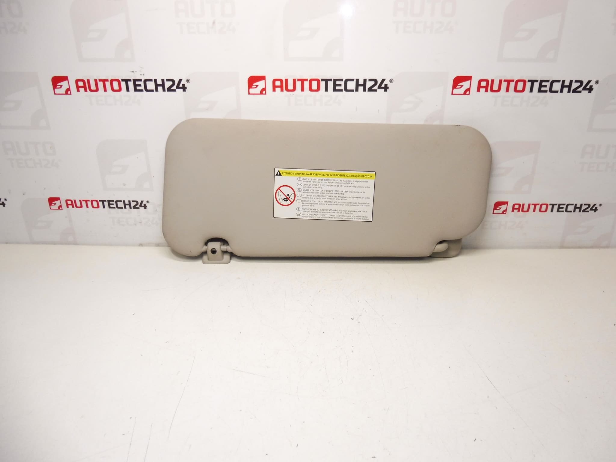 Parasolar dreapta Citroën Peugeot 8143LW