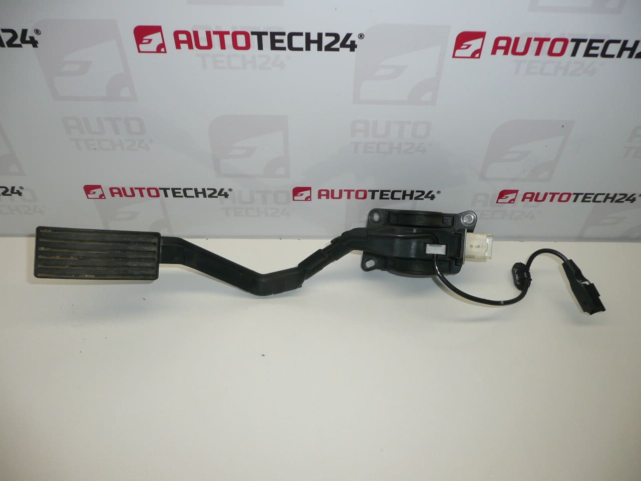 Pedala de acceleratie Citroën Peugeot Bosch 9650341780 0280755012