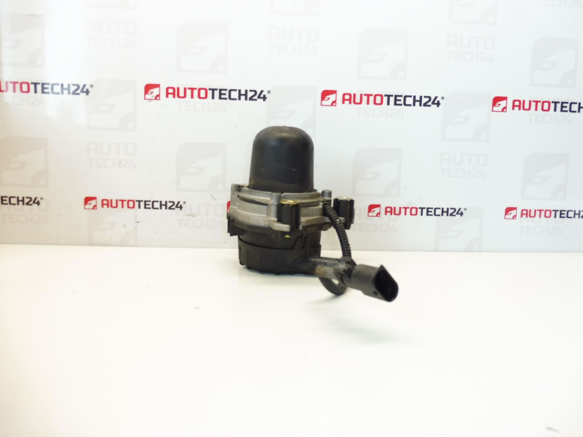 Pompa de aer Citroën Peugeot 9653340580 1618E4