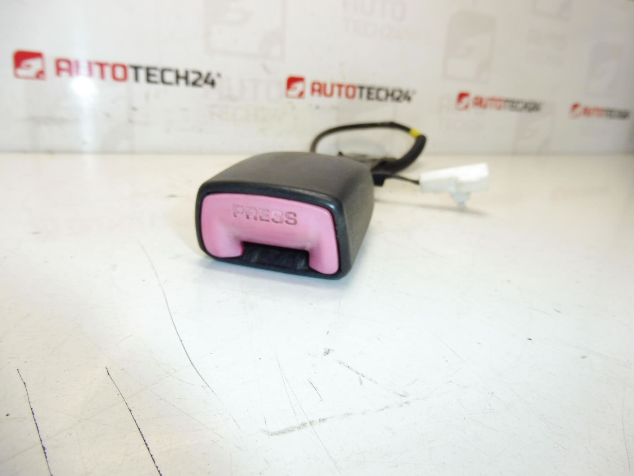 Titular permis de conducere Citroën C1 Peugeot 107 8974LR 8976N8 - imagine 2