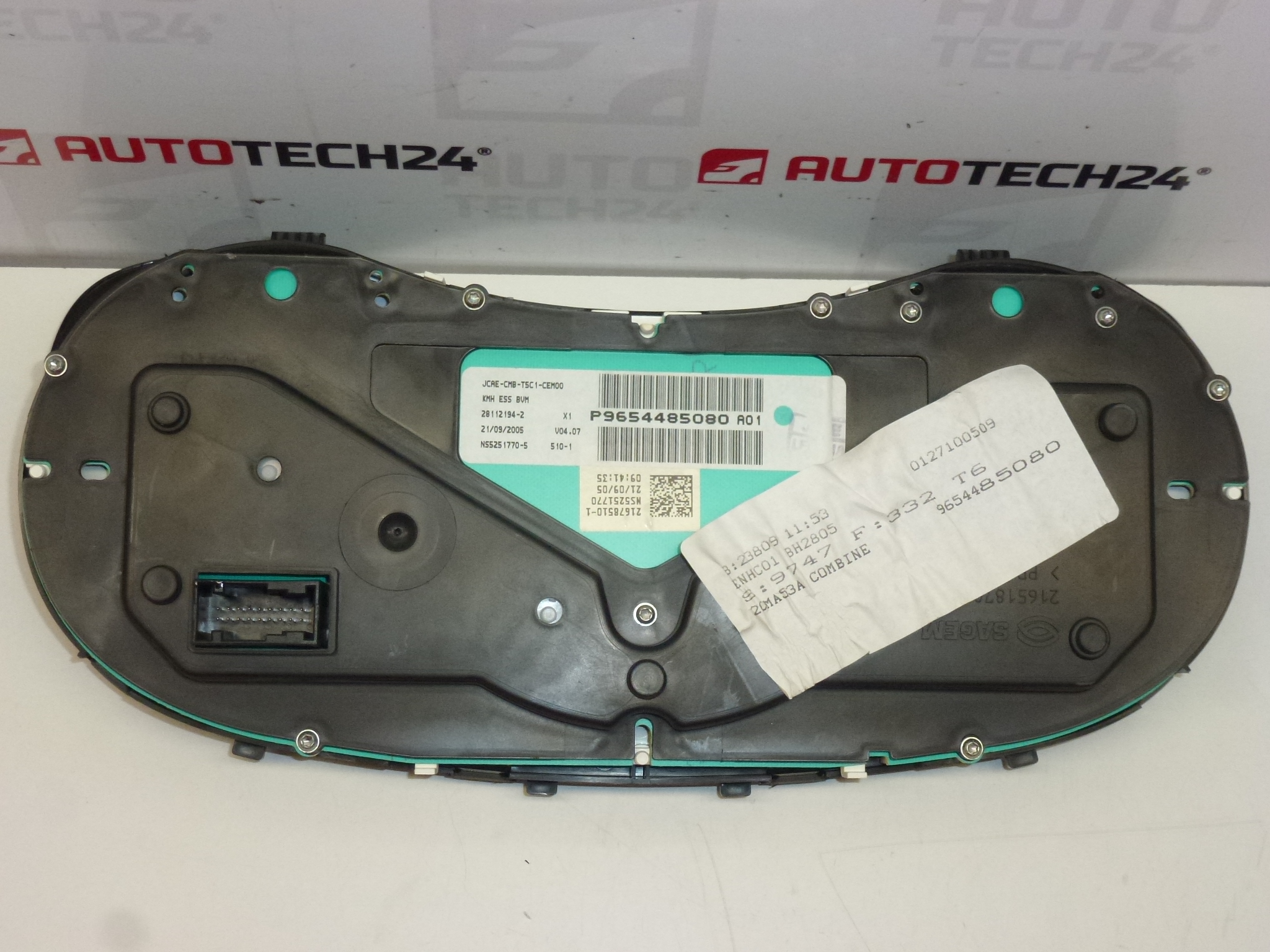 Tachometru Peugeot 307 II cu 215000 km 9654485080 6106N0
