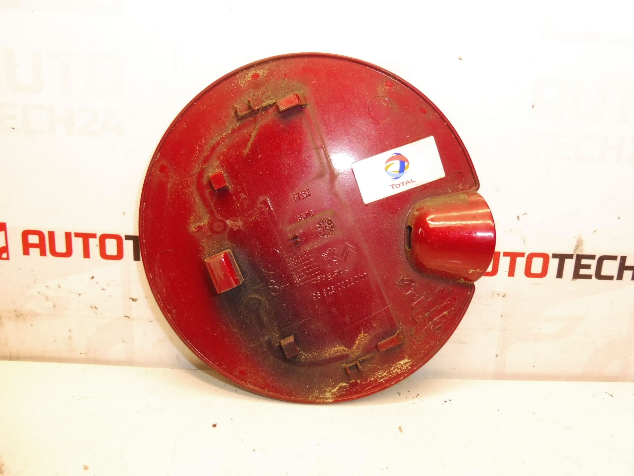 Capac capac rezervor EPYD Peugeot 3008 9682803080 1517G9 - imagine 2