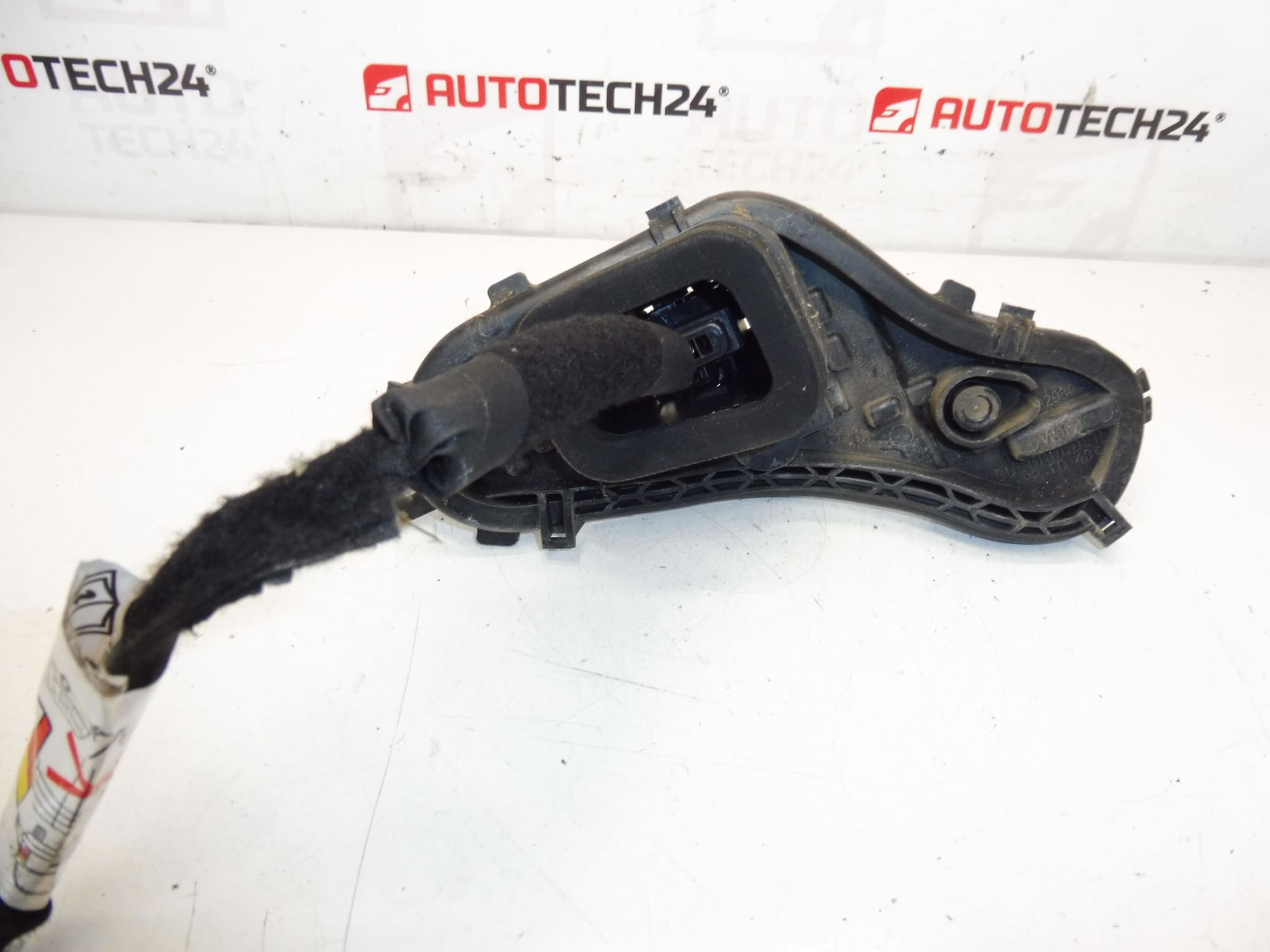 soclu de bec Peugeot 3008 9805510480 - imagine 2