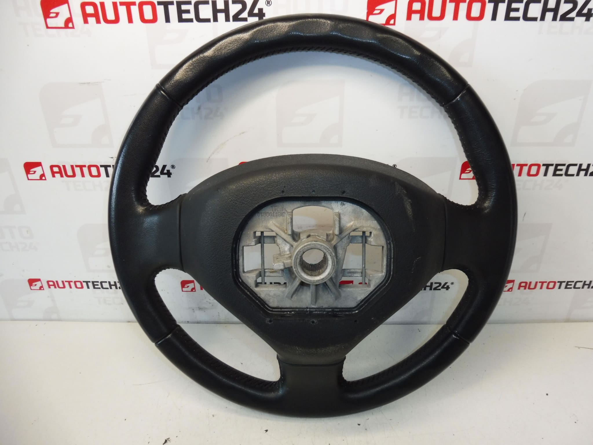 Volan Peugeot 3008 5008 96866138ZD - imagine 2