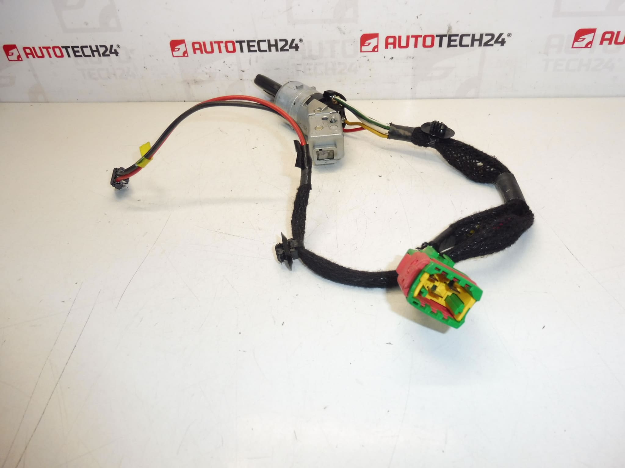 Cutie comutatoare 1 cheie Peugeot 307 4162AS - imagine 2