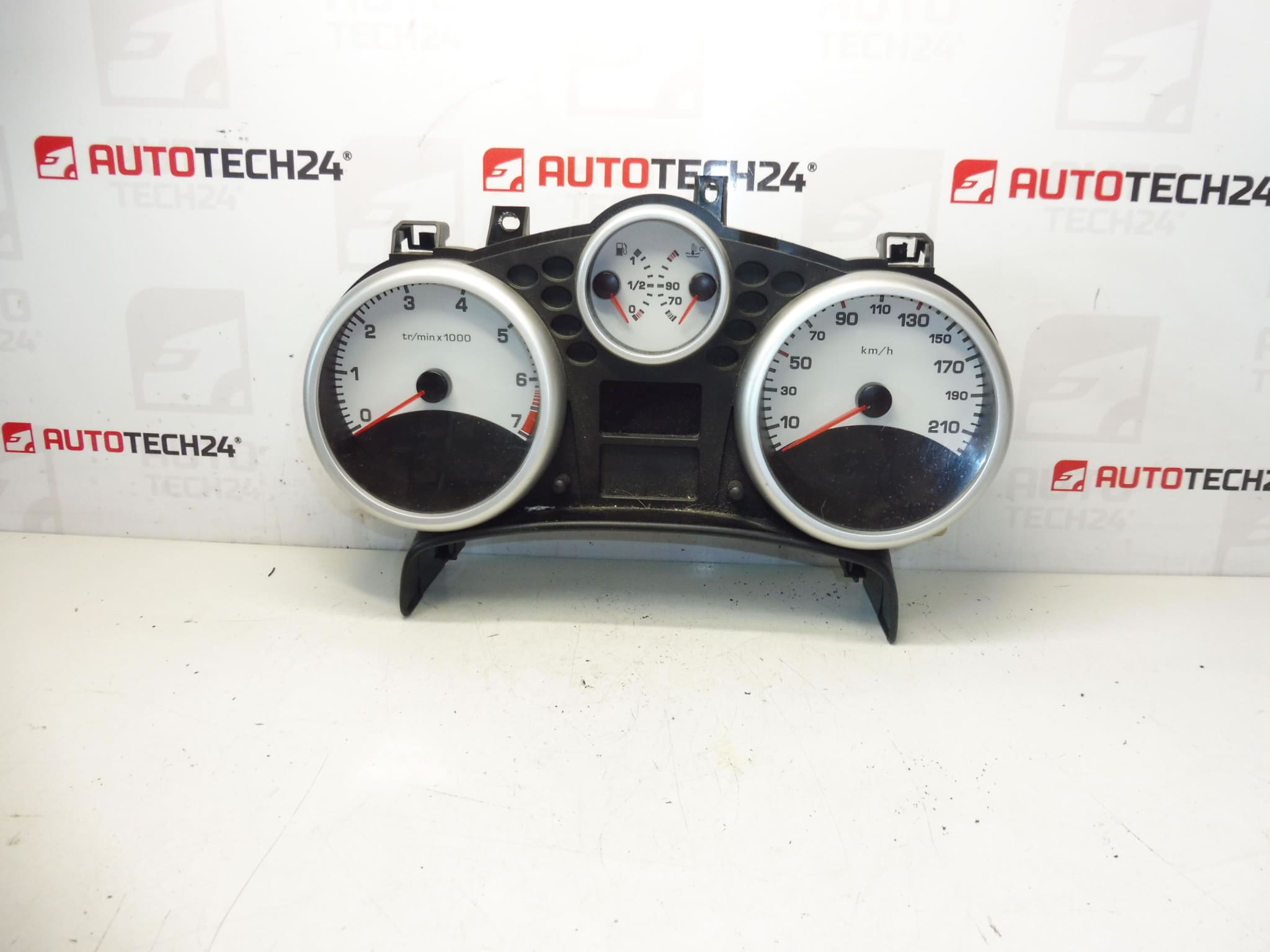 Vitezometru Peugeot 207 9666132380 6103CS