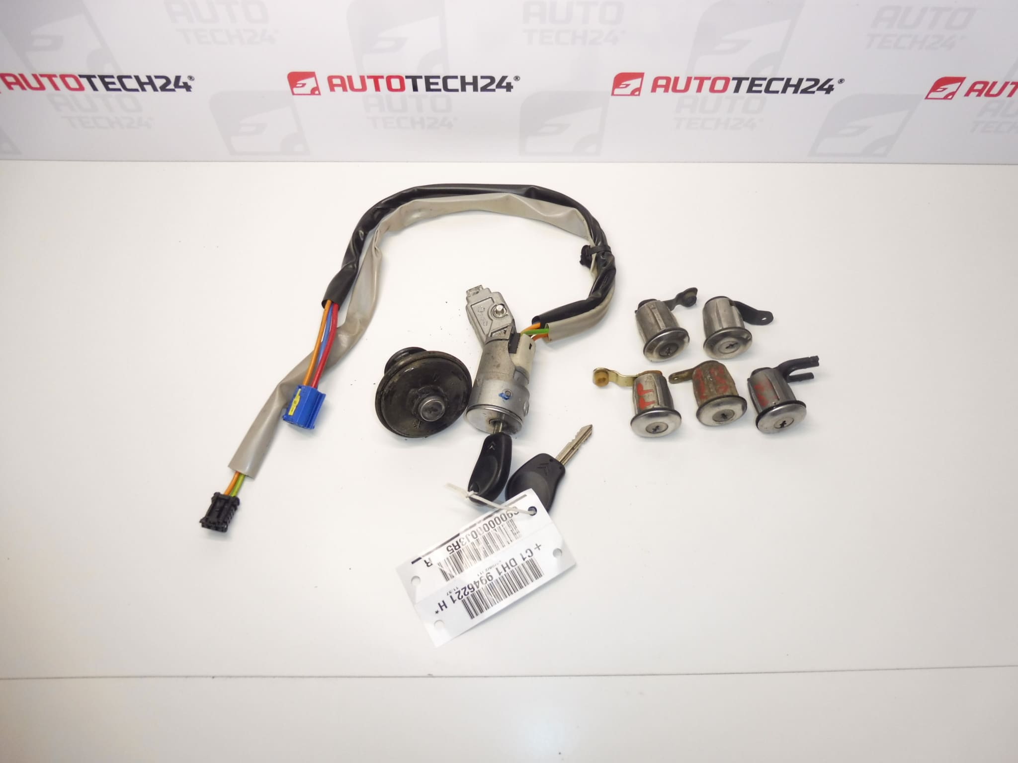 Set de încuietori + 2x chei Citroën Berlingo II 4162CF