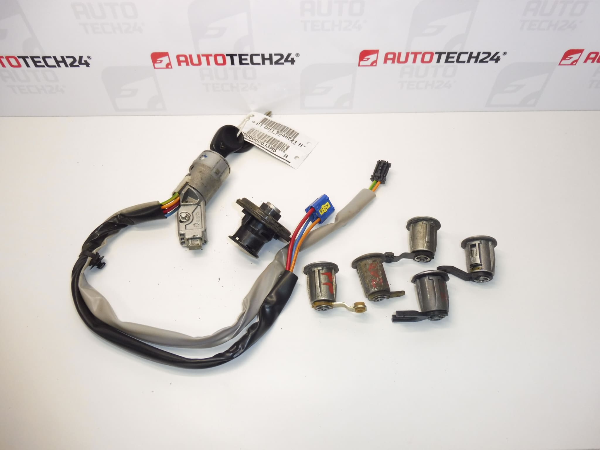 Set de încuietori + 2x chei Citroën Berlingo II 4162CF