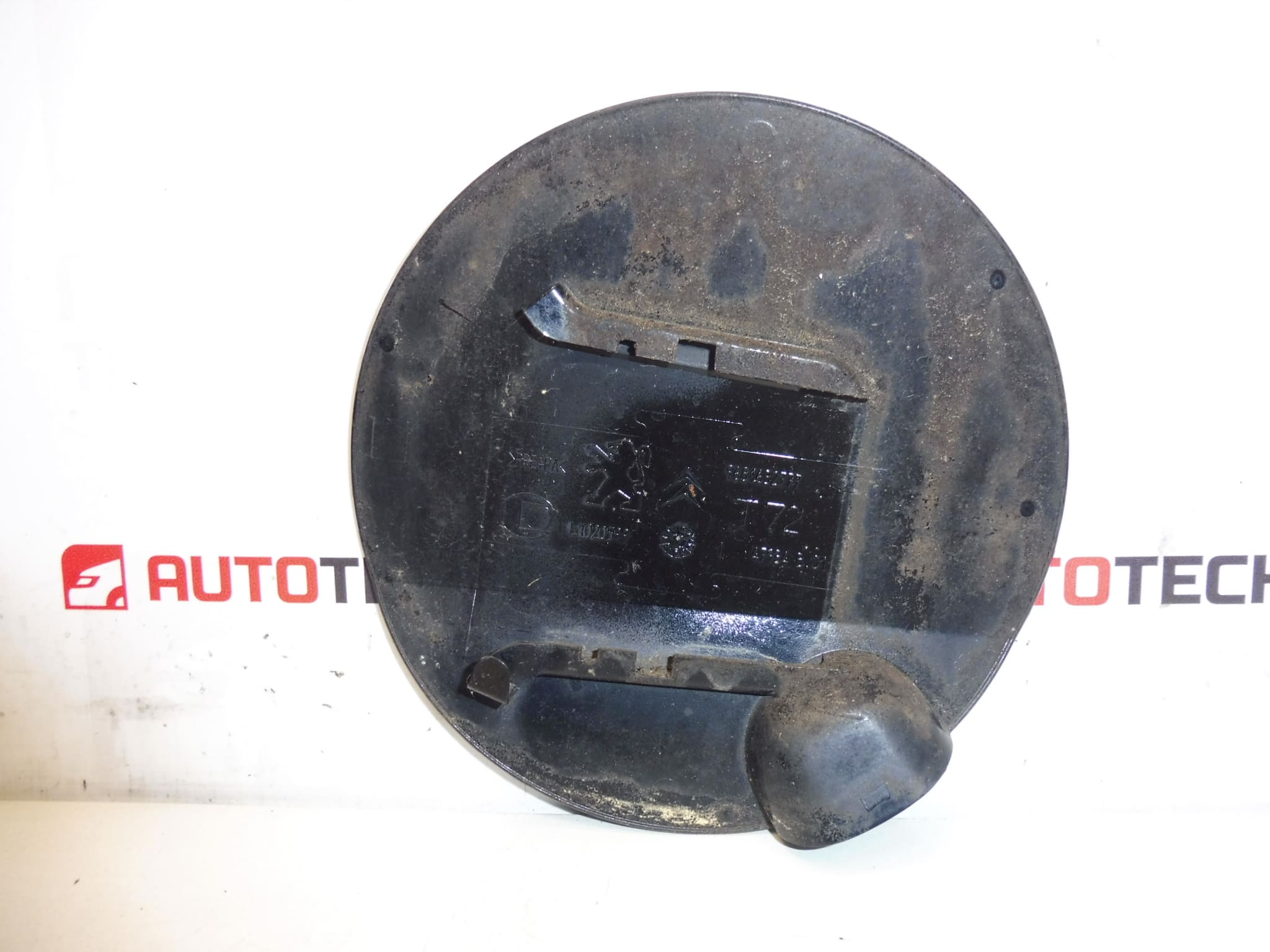 Capac capac rezervor KTVD Peugeot 308 9681632777 1517G5 - imagine 2