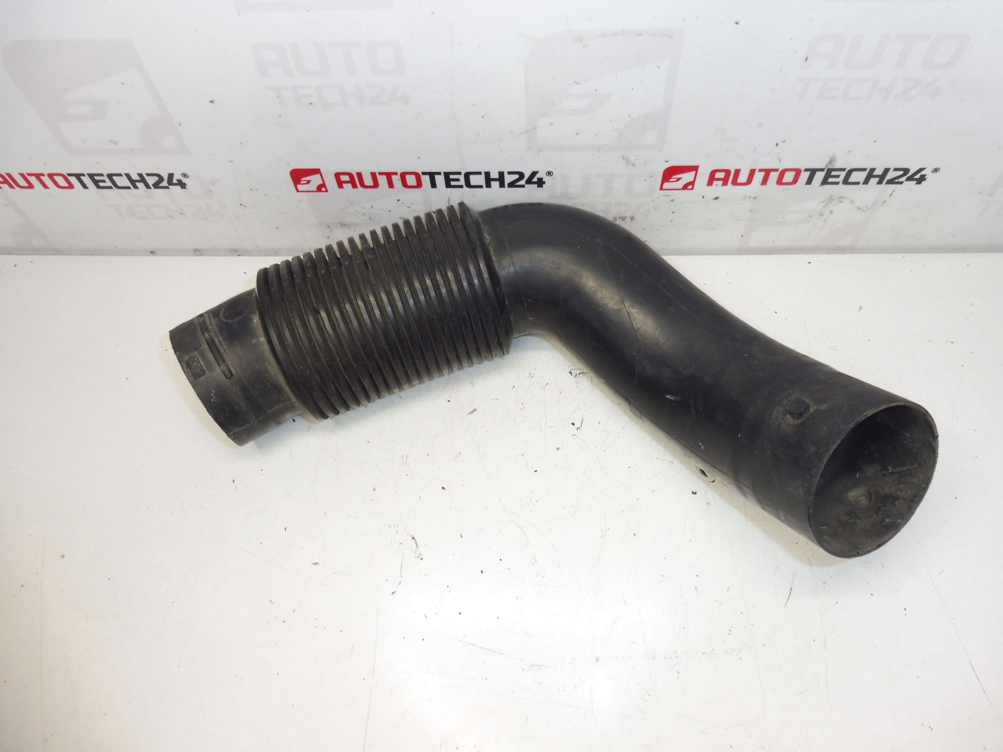 Duza admisie 1.6 HDI Citroën Peugeot 9647392480 143451 - imagine 2
