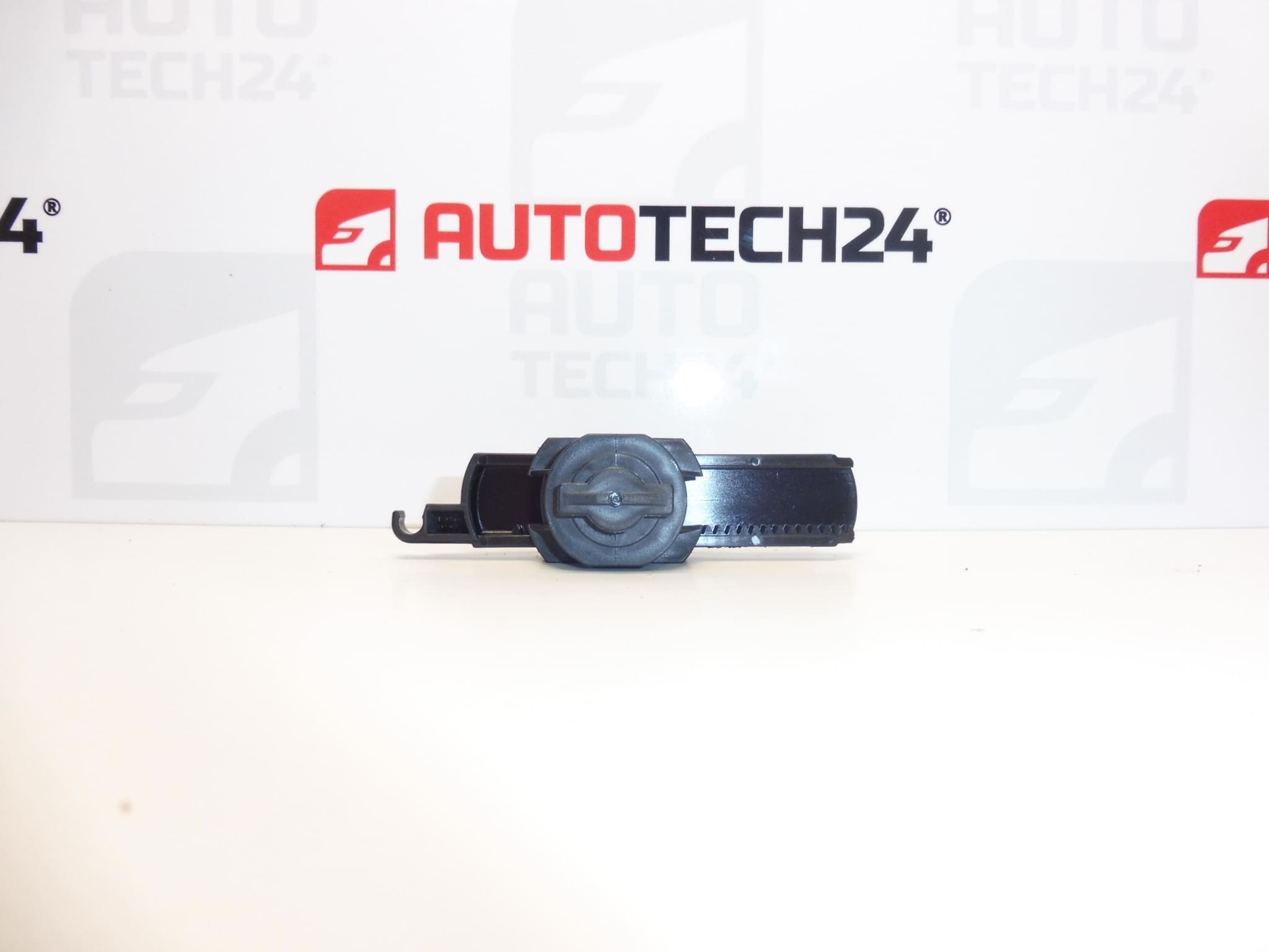 Frână Citroen C4 II B7 și DS4 torpedo 8218ZL