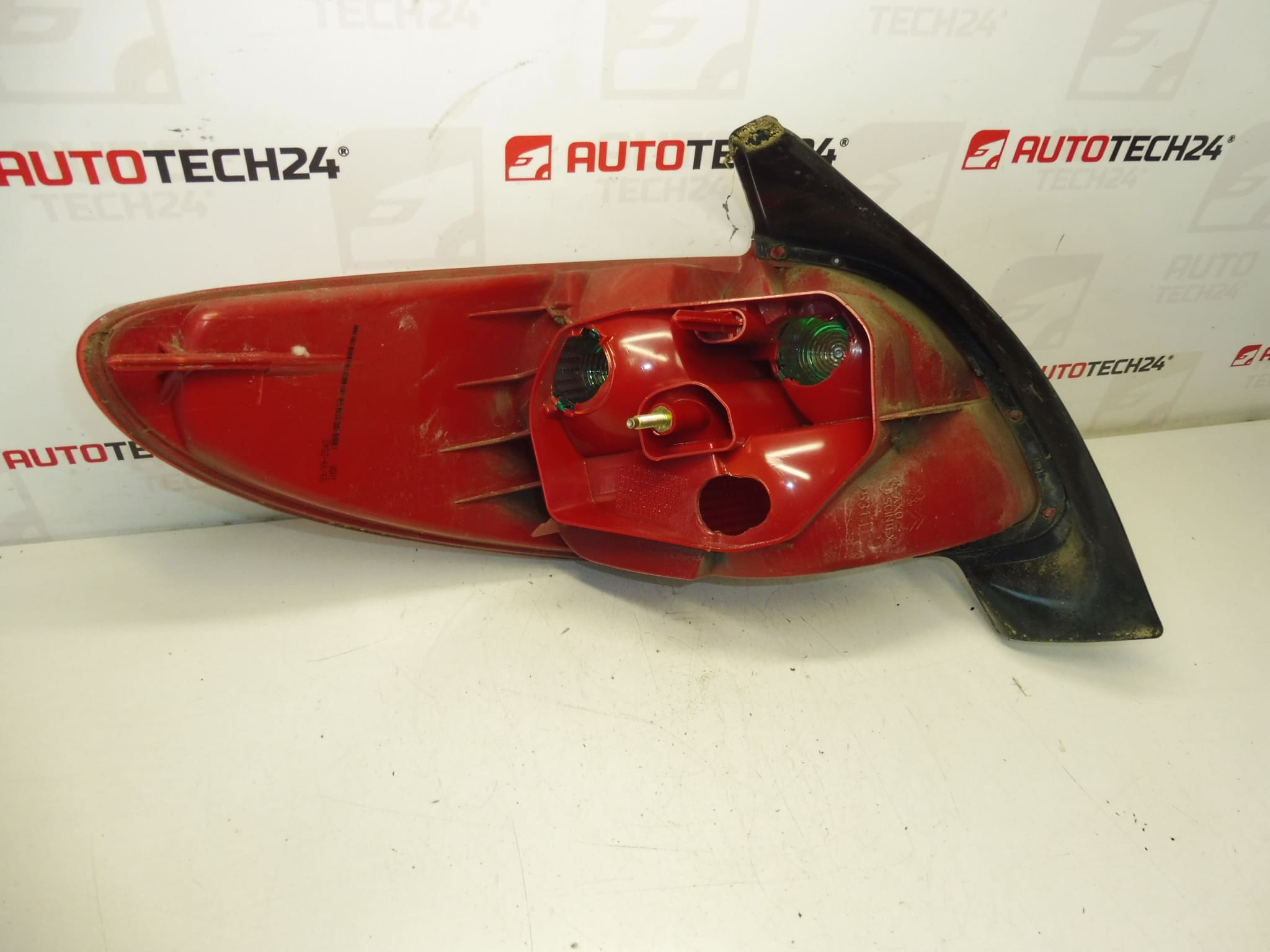 Lampa spate dreapta Peugeot 206 pana la 6/2003 6351P1 - imagine 2
