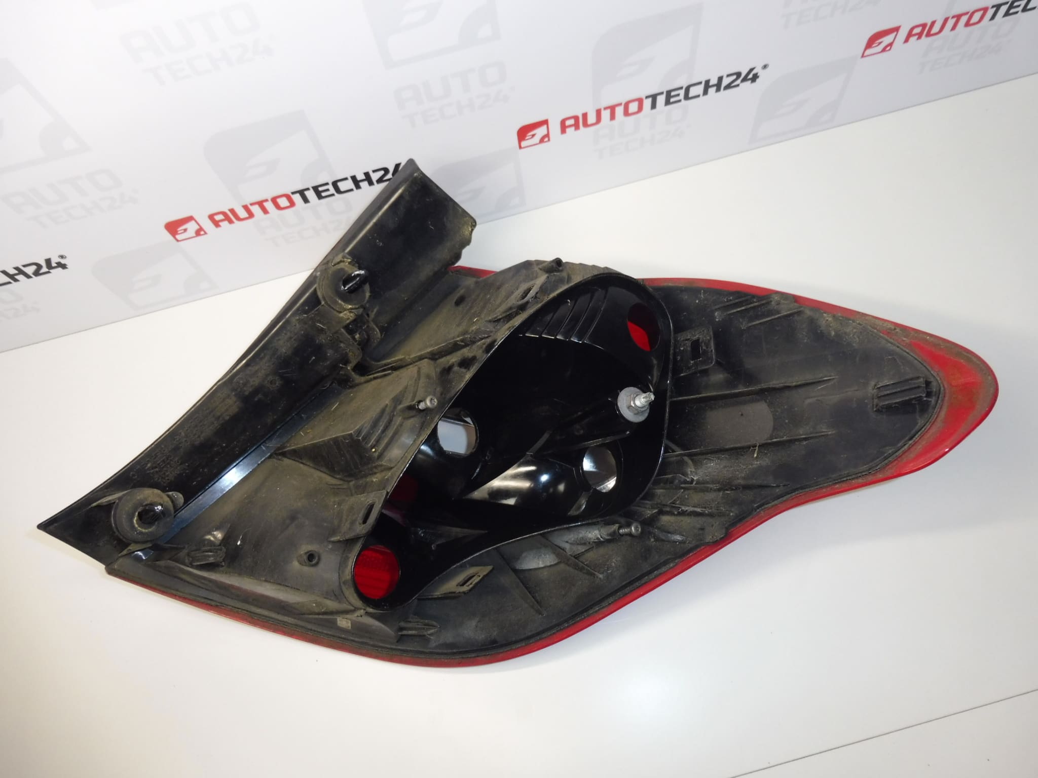 Lampa spate stanga exterior Citroën C4 II 9687312180 6350KS - imagine 2