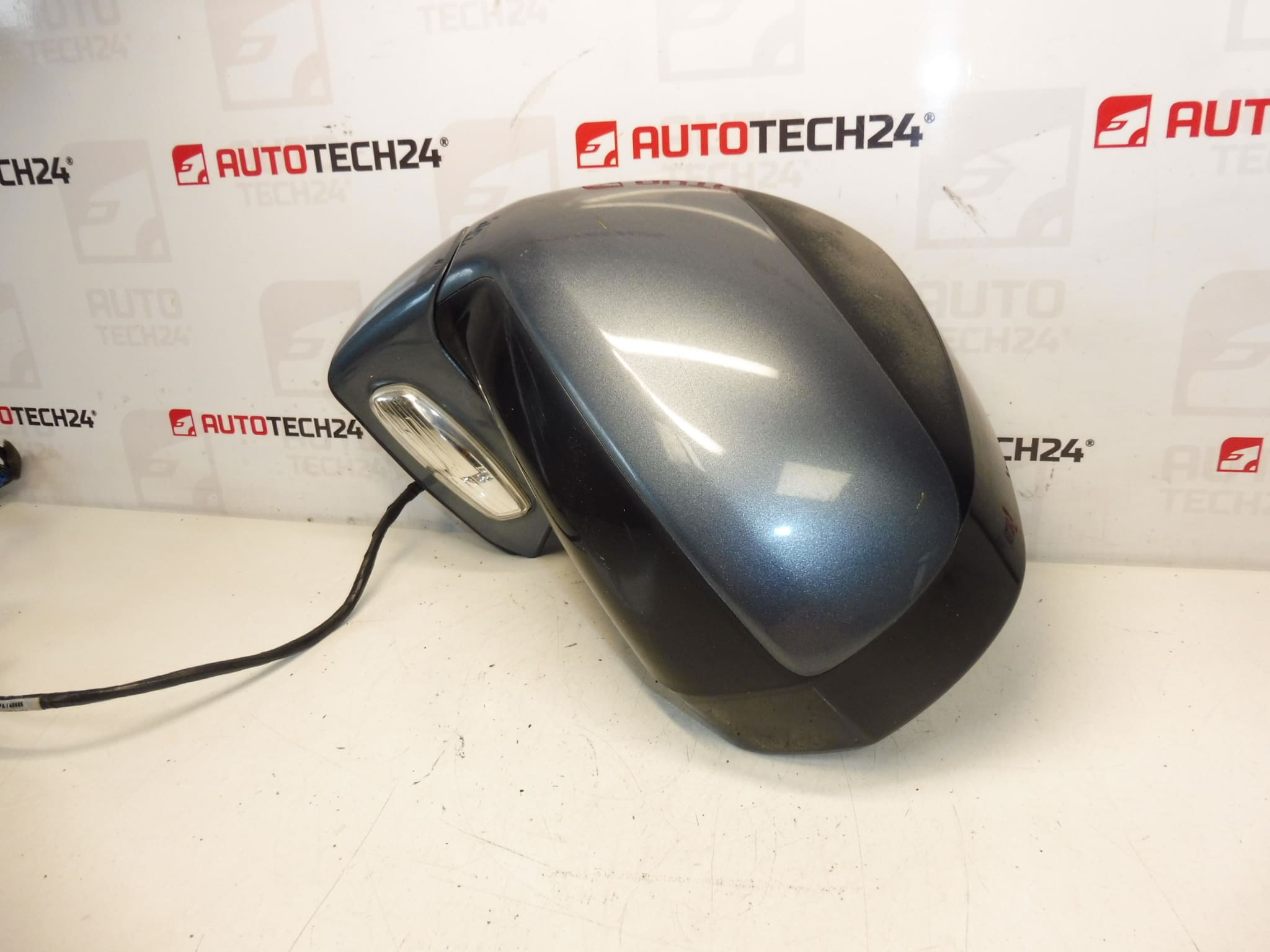 Oglinda stanga EZWD Citroën C4 Picasso 96851519XY 8153VS 8153H6