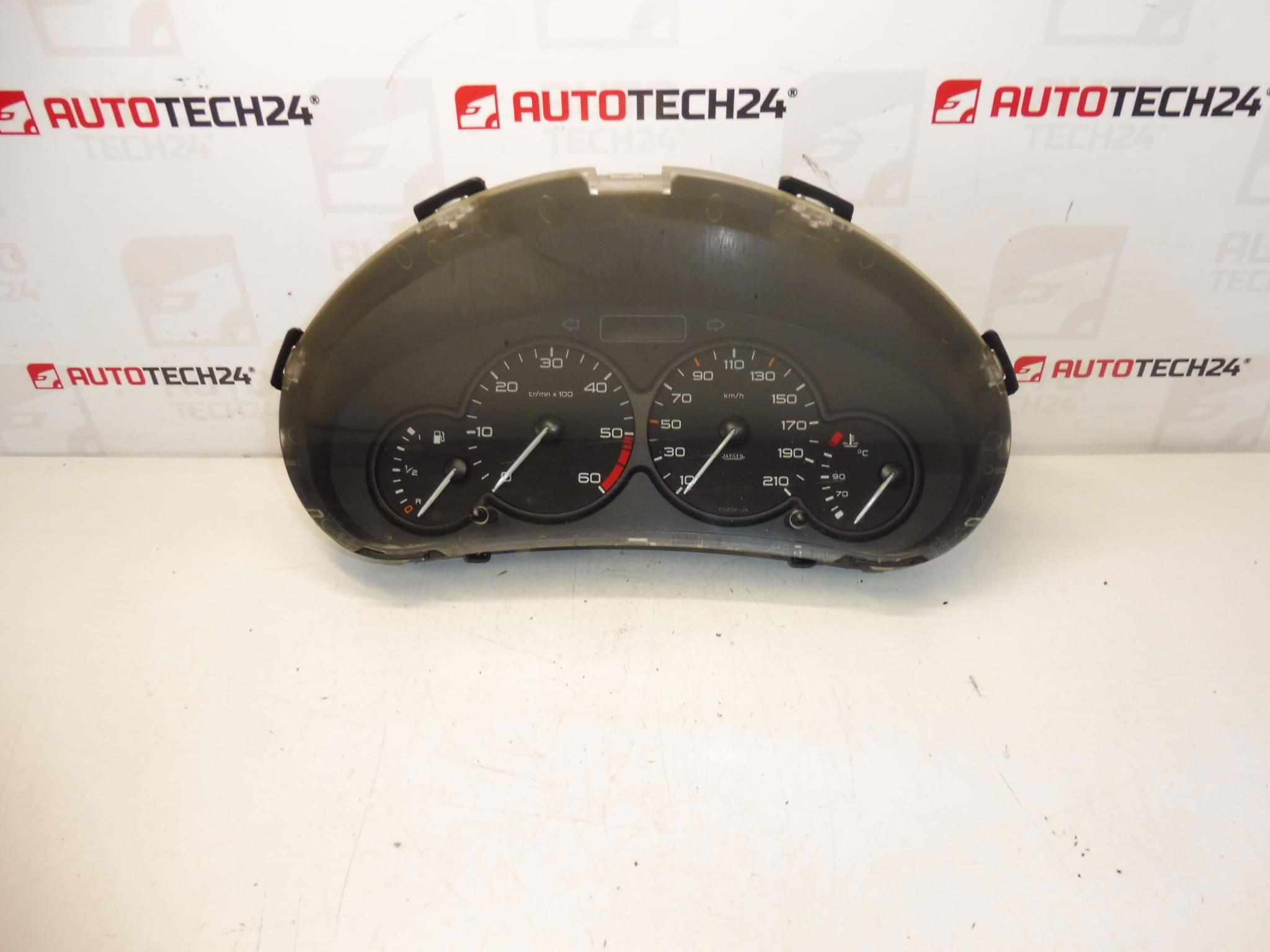 Vitezometru 176 mii km Peugeot 206 9648836380 6104TX