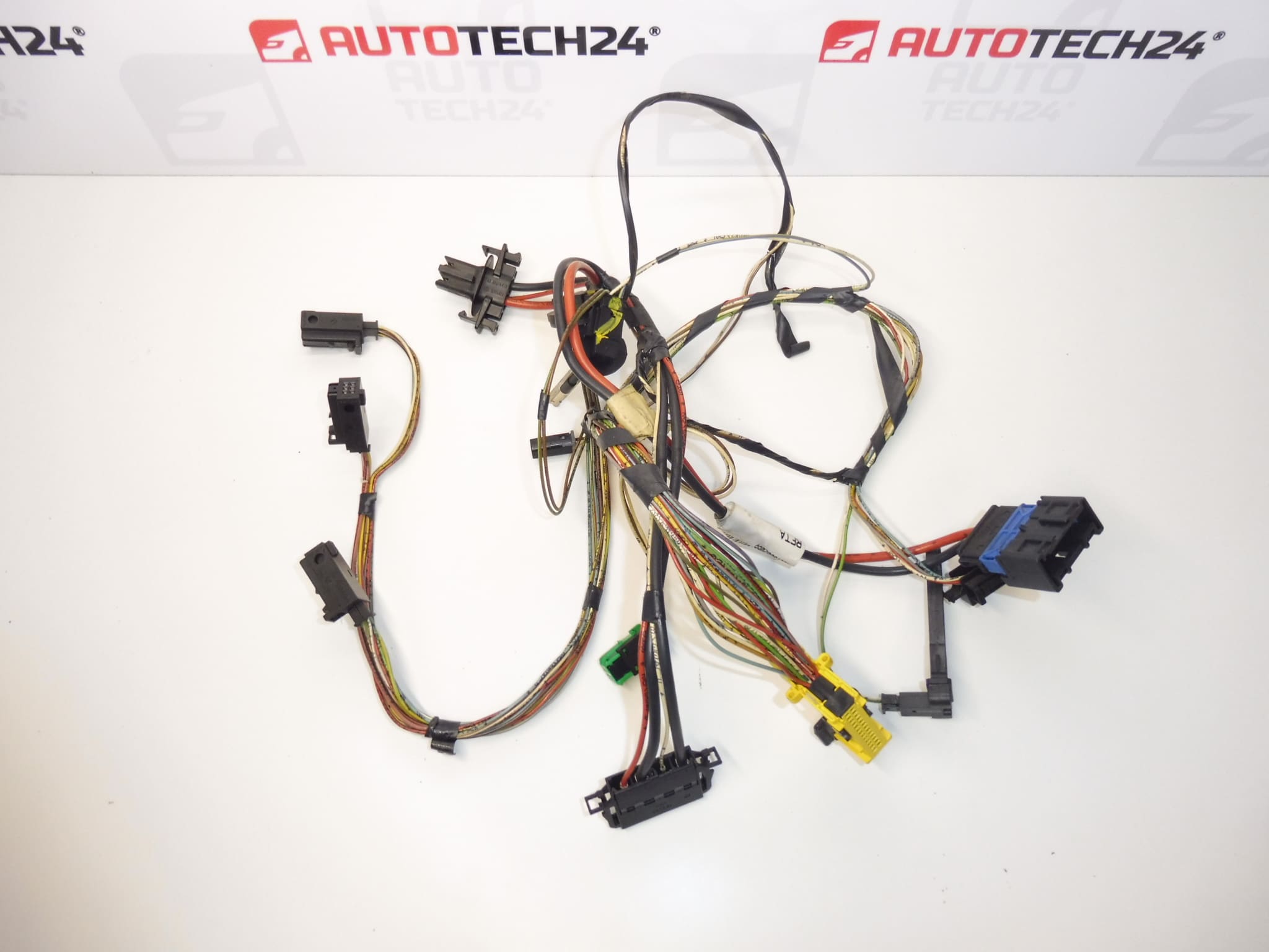 Cablaj pentru climatizare Peugeot 307 din 2004 Behr T5 42991 643642