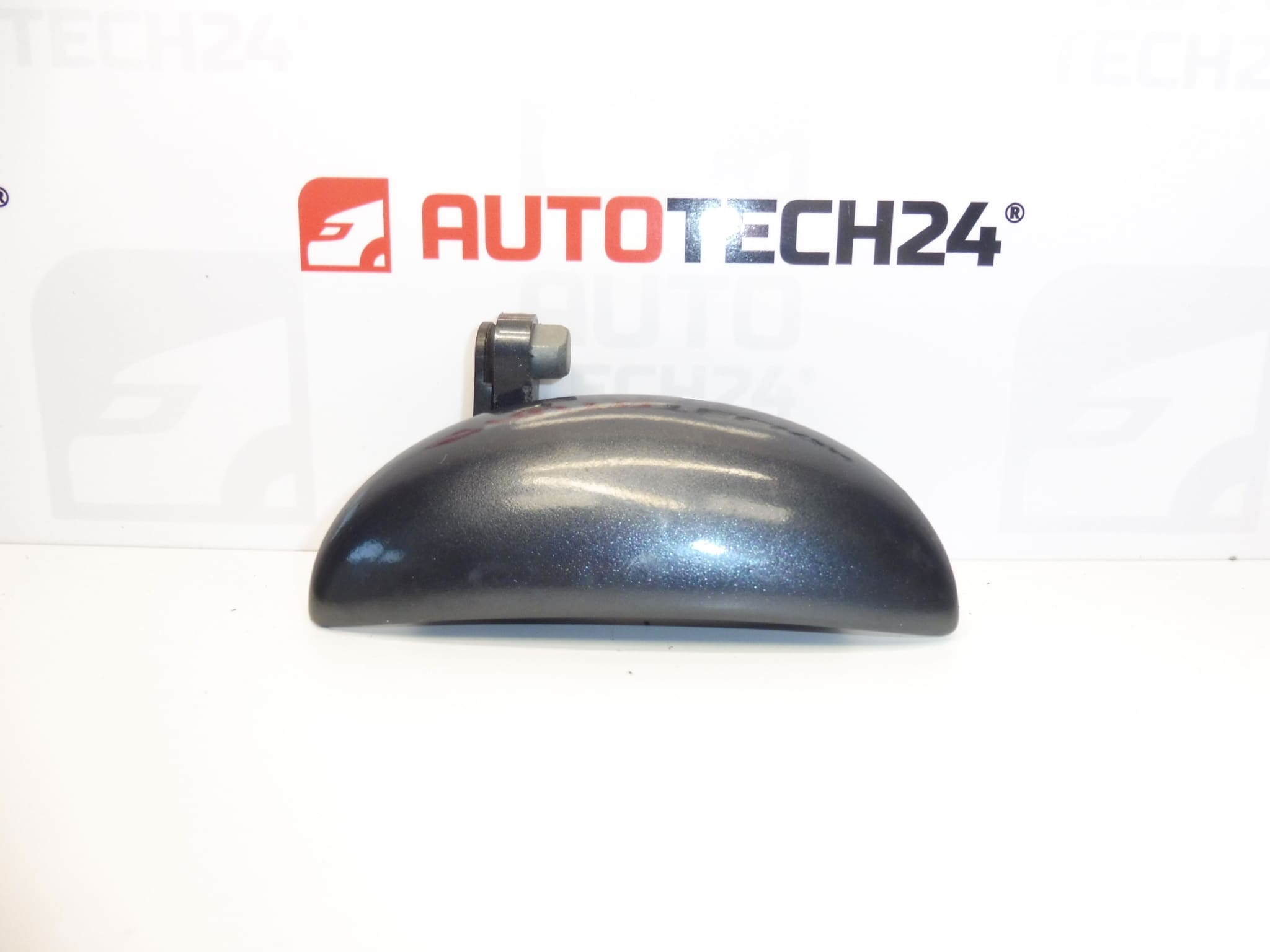 Mânerul ușii din față dreapta KTA Citroën C1 Peugeot 107 9101AH